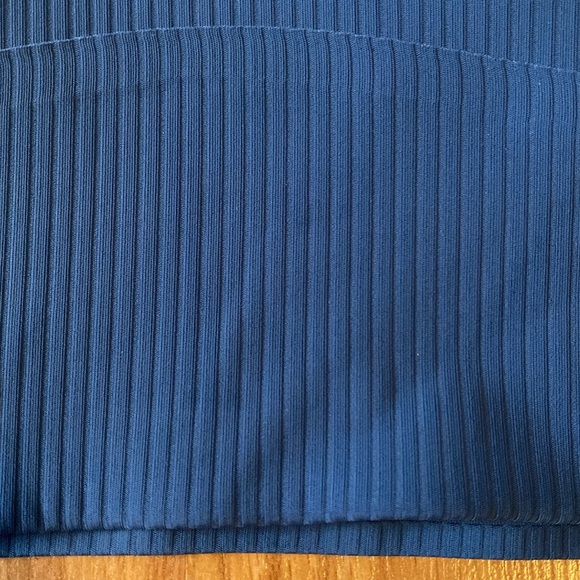 ❤️ Lululemon Like a Cloud Ribbed Longline Bra Size 8 Pitch Blue NWOT - Picture 4 of 7
